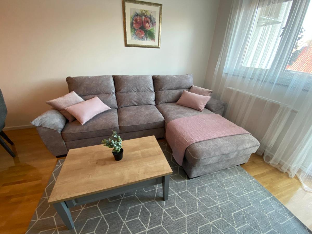 Apartman Pepper Ösek Dış mekan fotoğraf